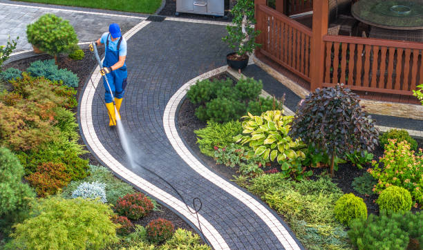 Best Garage Pressure Washing  in Shamrock, TX